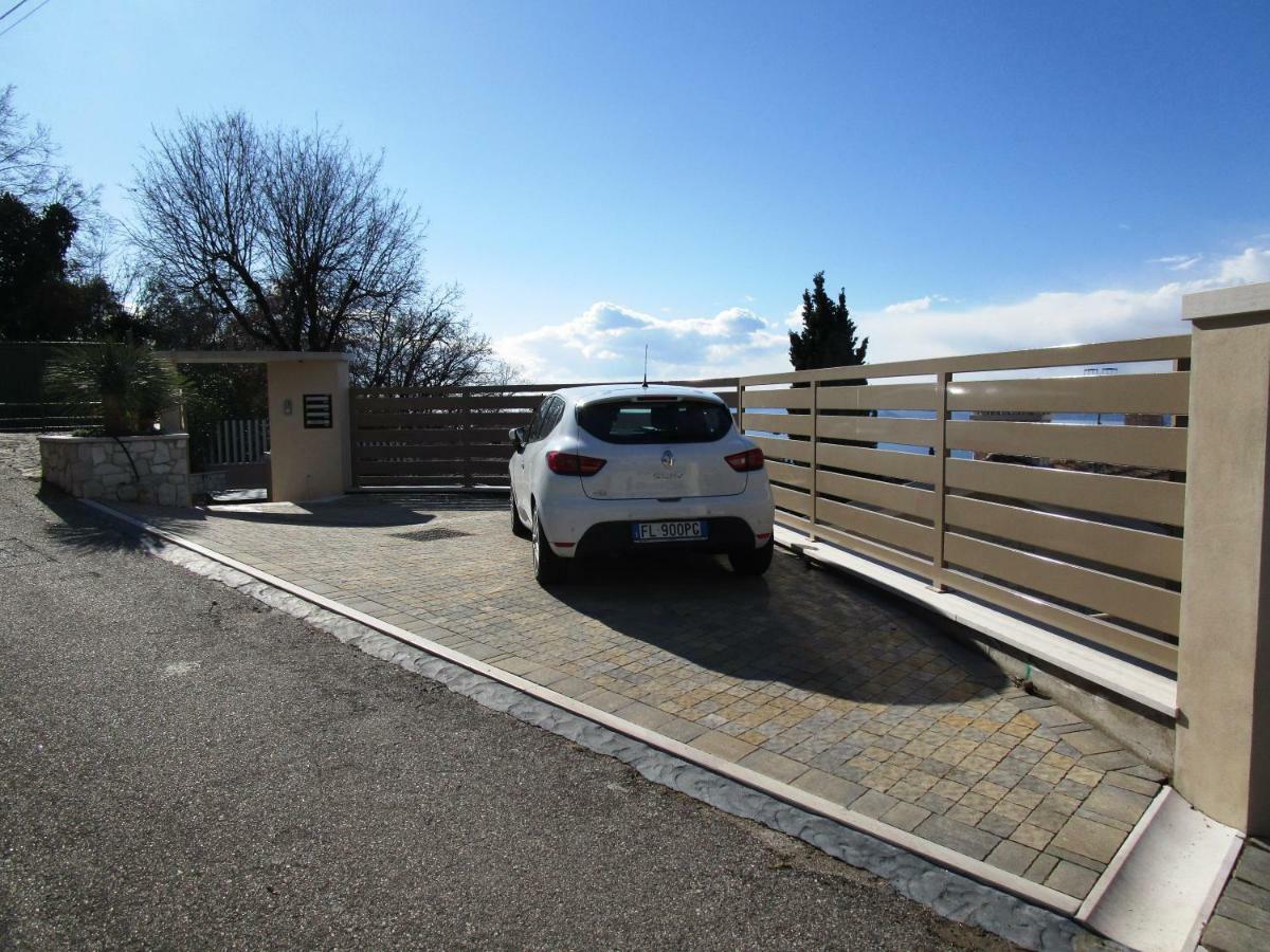 Villa Kiara Torri Del Benaco Exterior foto