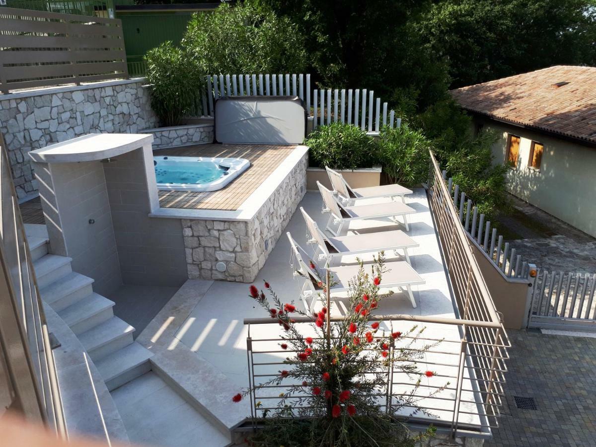Villa Kiara Torri Del Benaco Exterior foto